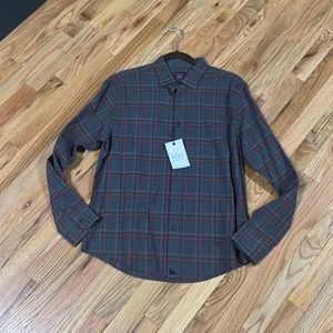 NWT untuckit